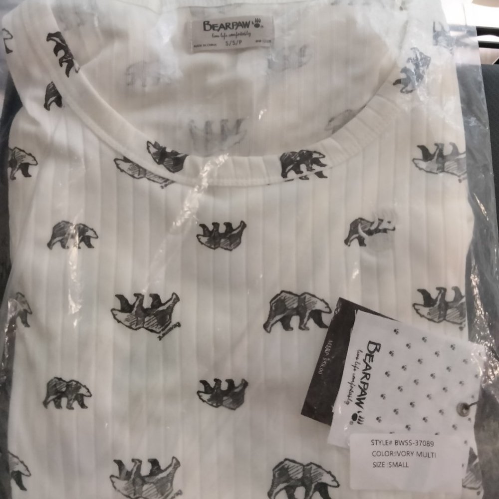 Bearpaw Lettuce Edge Ruffle 2 Pc. T-Shirt and Short Pajama Set Whisper White